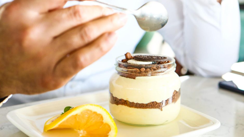 Crema de mascarpone:  cum să prepari un desert fin și cremos